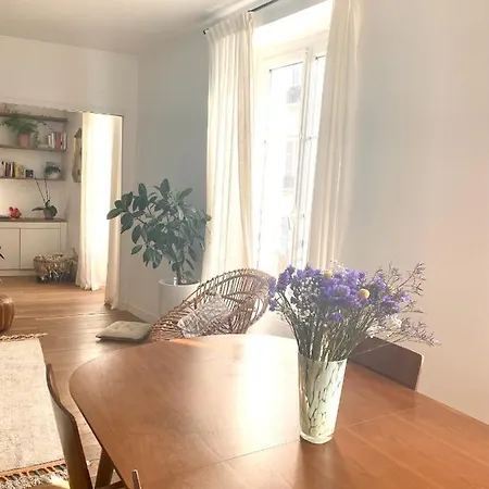 Luxuriant Oasis 1br In The Heart Of Montmartre *
